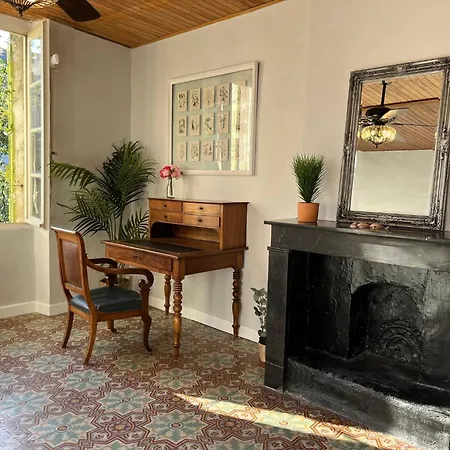 La Maison Fontaine - Light Airy In The Heart Of Pzenas