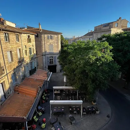Light Airy In The Heart Of * Pézenas