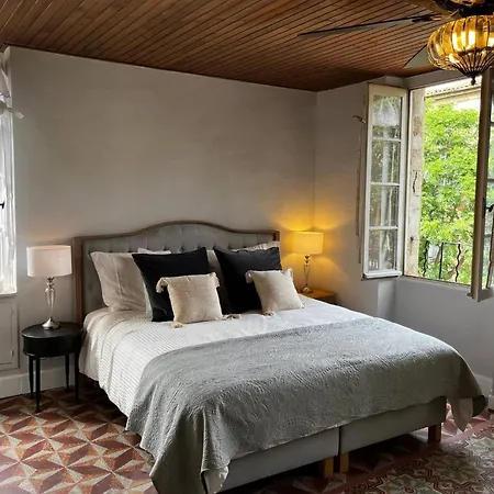 La Maison Fontaine - Light Airy In The Heart Of Pzenas