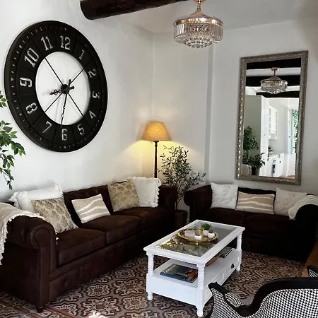 La Maison Fontaine - Light Airy In The Heart Of Pzenas Prázdninový dům *